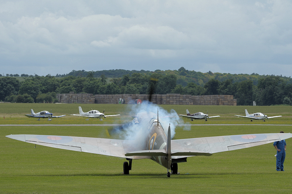 Spitfire start engine