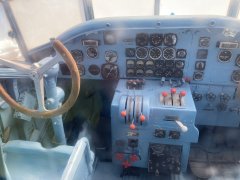 Cockpit JU52.JPEG